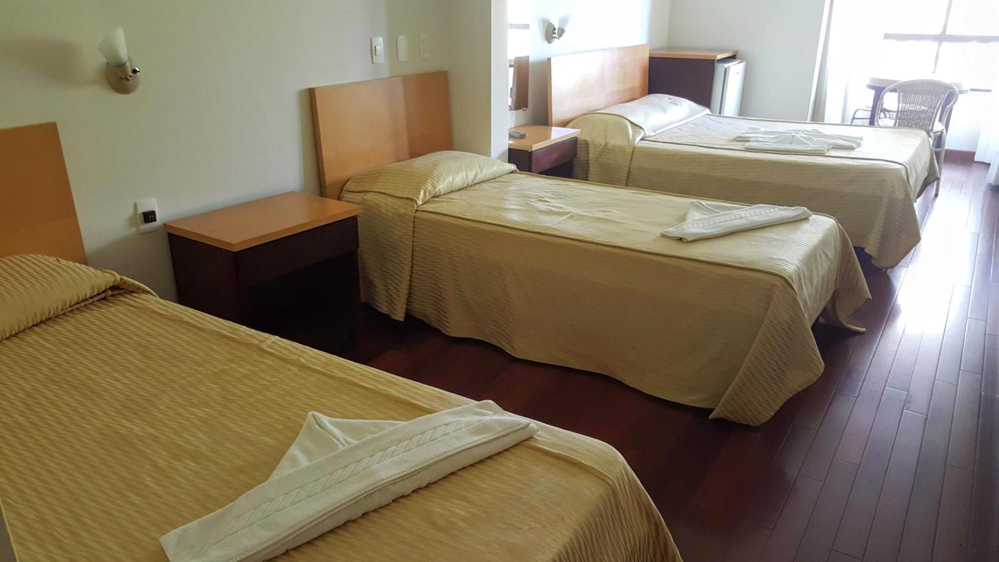 Ilha Da Gale Tourist Hotel Fazenda De Bombas Бомбиняс Екстериор снимка