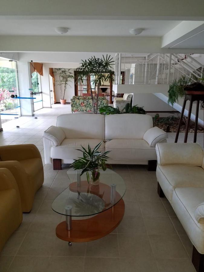 Ilha Da Gale Tourist Hotel Fazenda De Bombas Бомбиняс Екстериор снимка